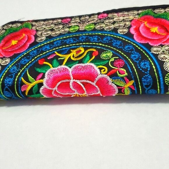 Gorgeous Boho Black Colorful Embroidered Multipocket Wallet - Picture 3 of 8